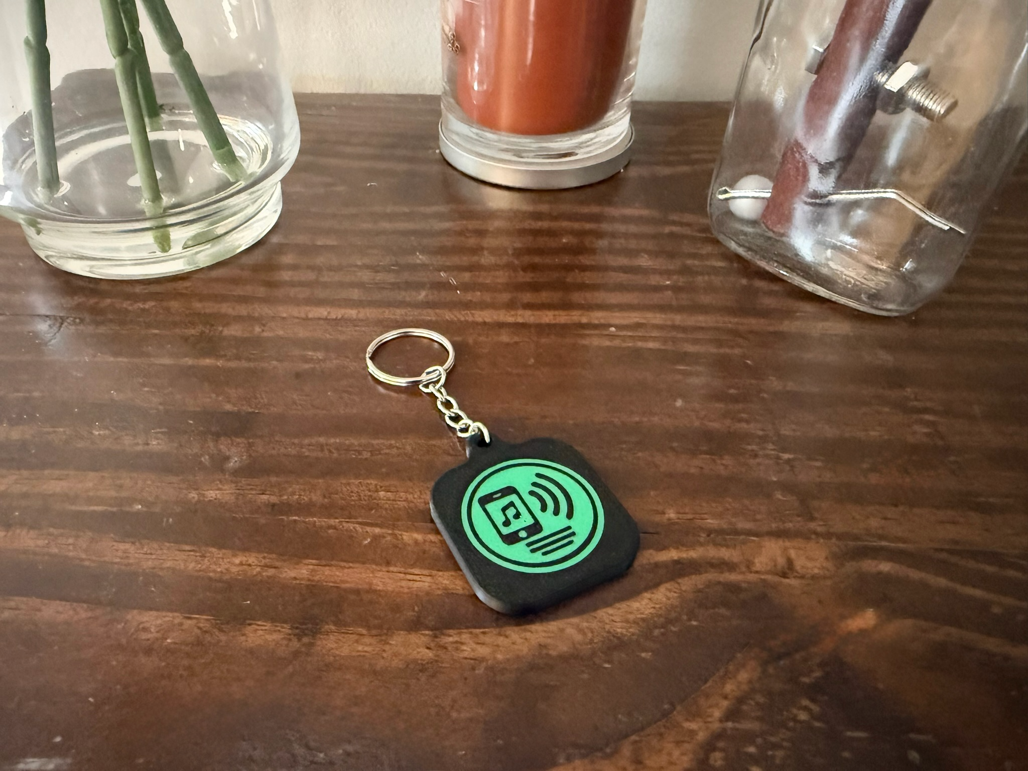 Magic Tag - NFC Tap to Share Keychain